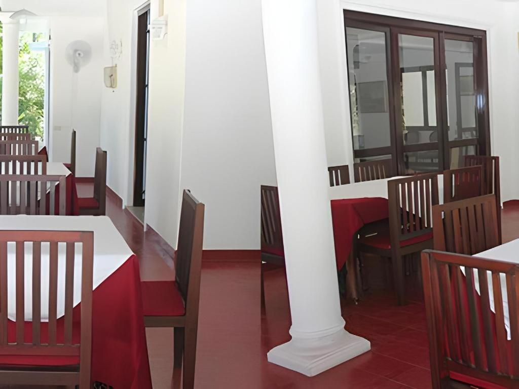 The Mgs Hotel Elpitiya  Exterior photo