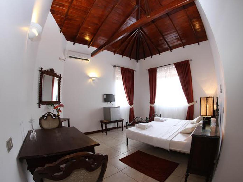 The Mgs Hotel Elpitiya  Exterior photo
